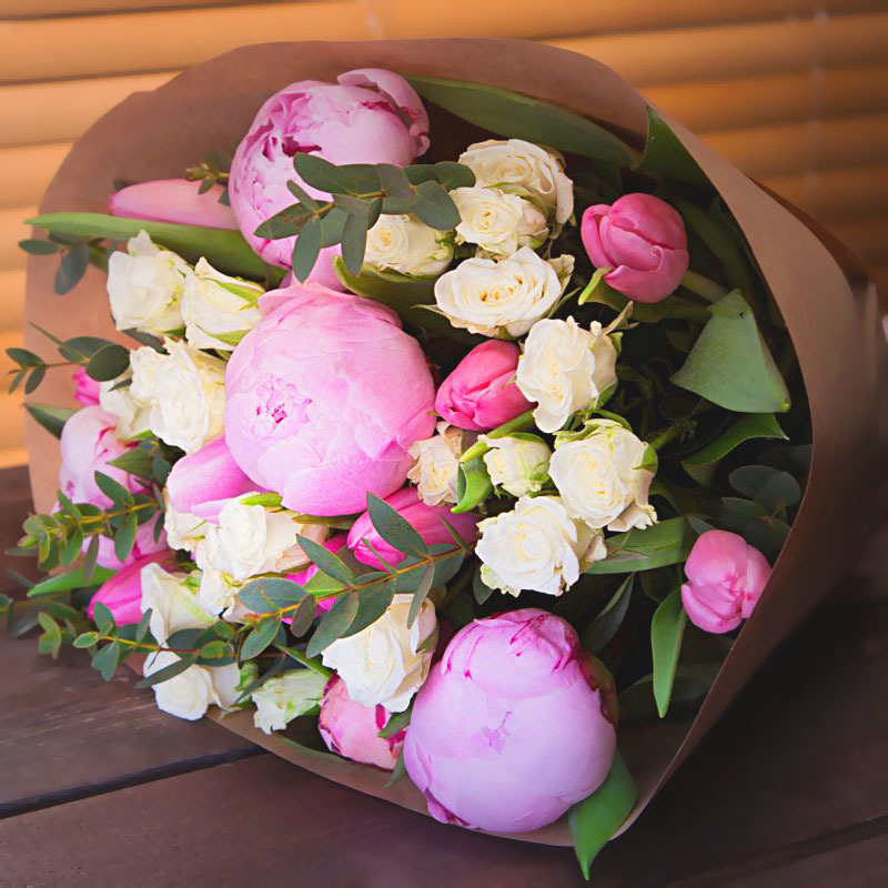 Букет с пионами &laquo;Нежность&raquo;