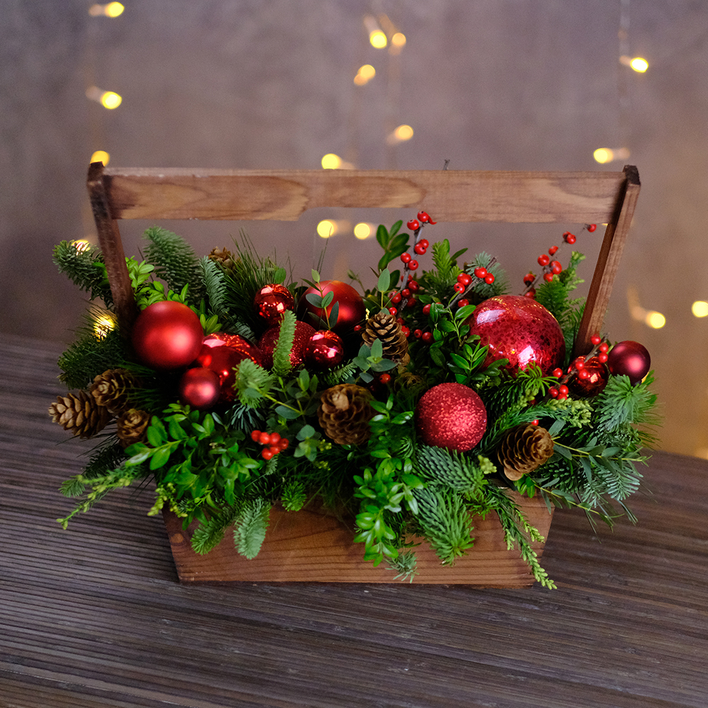 Композиция новогодняя #352 с еловыми ветками