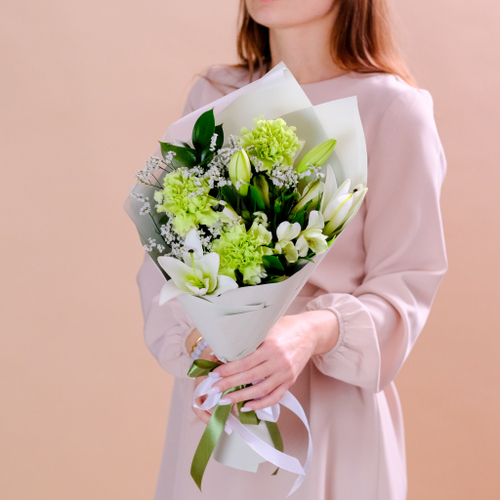 Купить Букет-комплимент с лилией #976