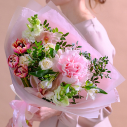 Нежный букет с французской розой и орхидеей #128