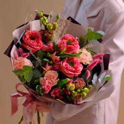 Яркий букет с пионовидными розами Мандарин Экспрешн #193