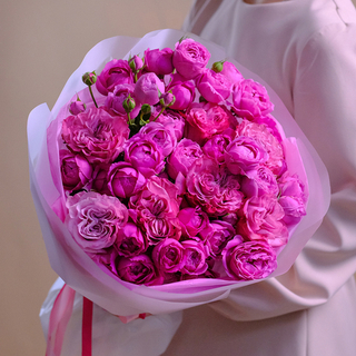 Букет пионовидных роз «Поймай импульс»