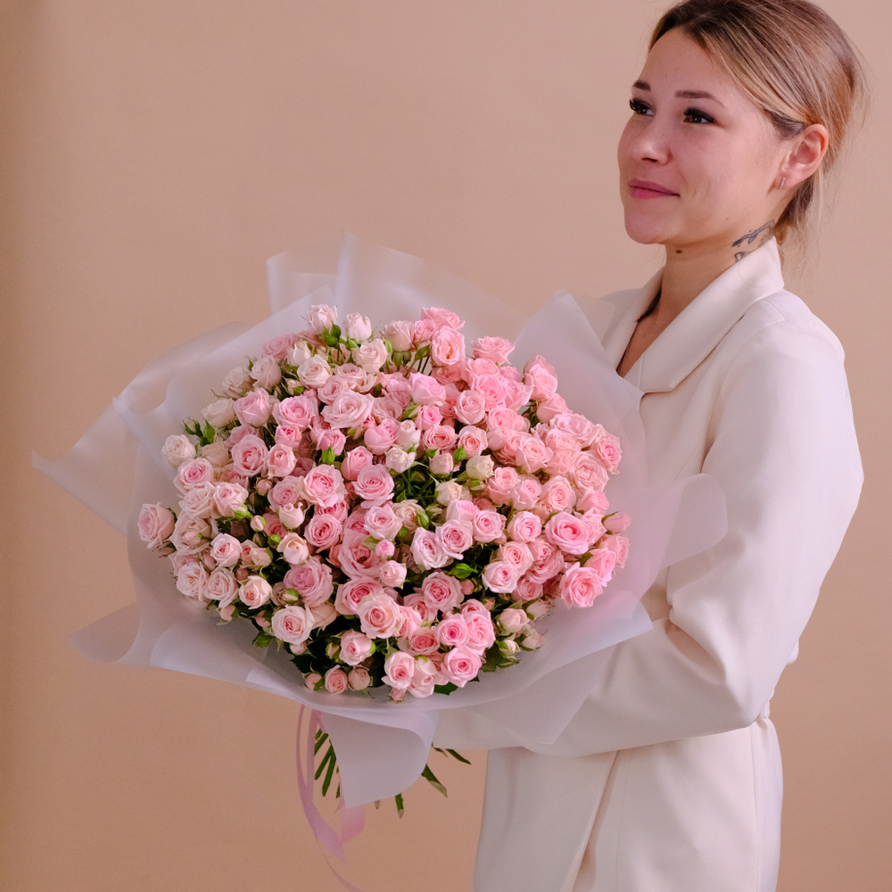 Нежный букет кустовых роз «Лидия»‎ #959