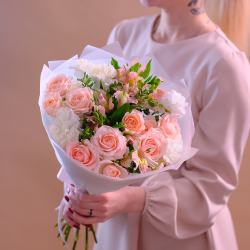 Нежный букет с пионовидными розами "Для неё" #163