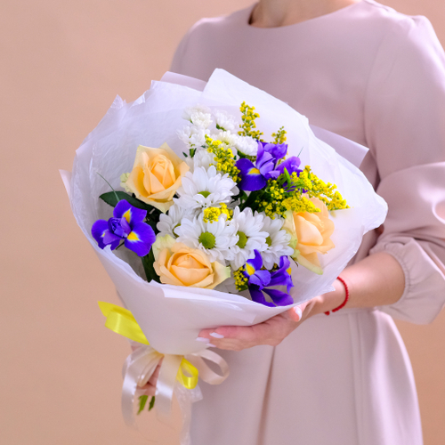 Купить Букет-комплимент с персиковыми розами #57 