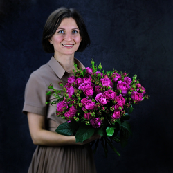 Розы кустовые пионовидные Rich Bubbles от 7шт