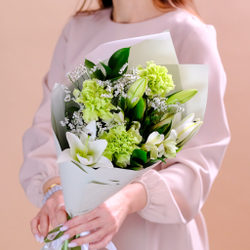 Букет-комплимент с лилией #976