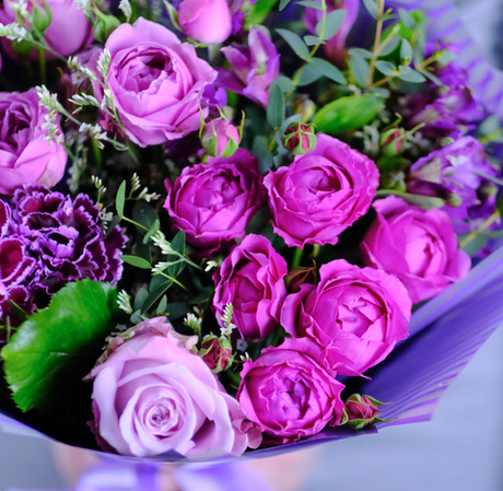 Букет #484 «‎Космос» с лавандовыми розами