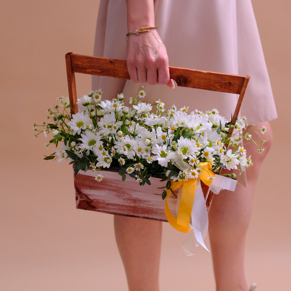 Композиция с ромашками "Искренняя"