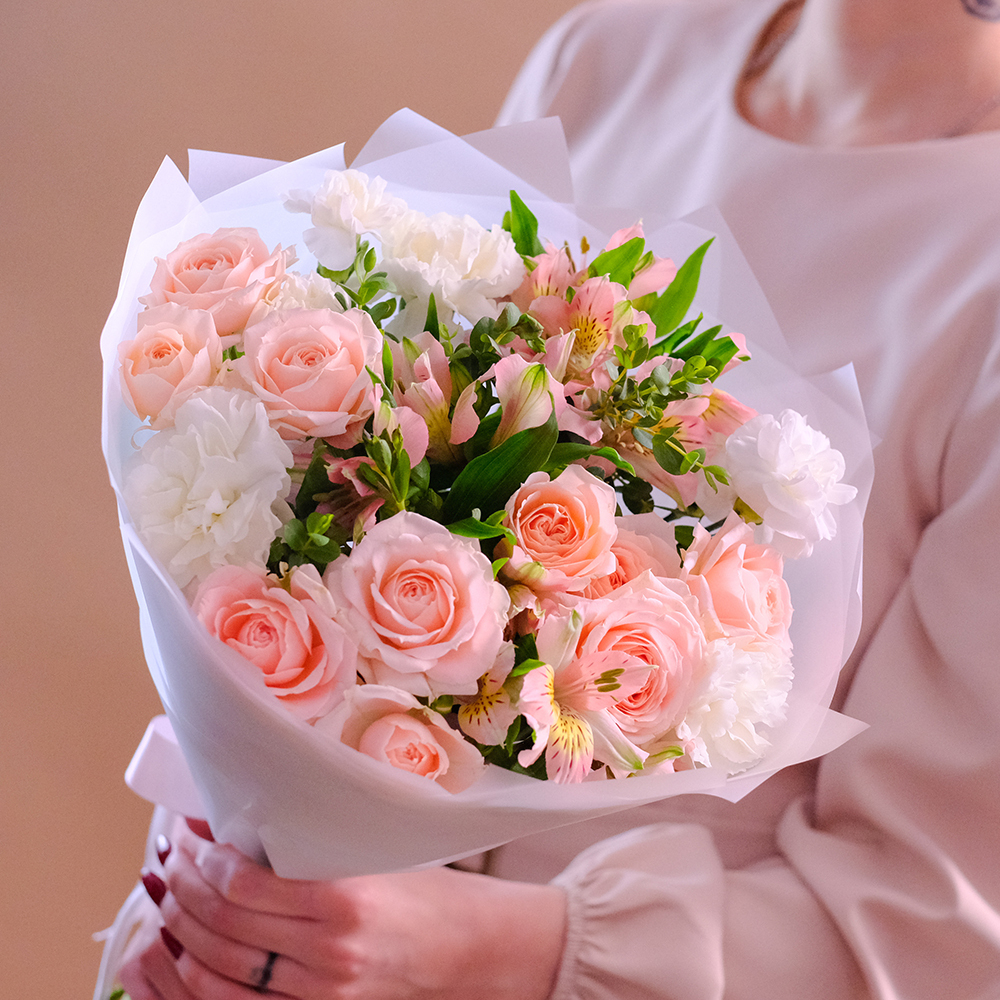 Нежный букет с пионовидными розами "Для неё" #163