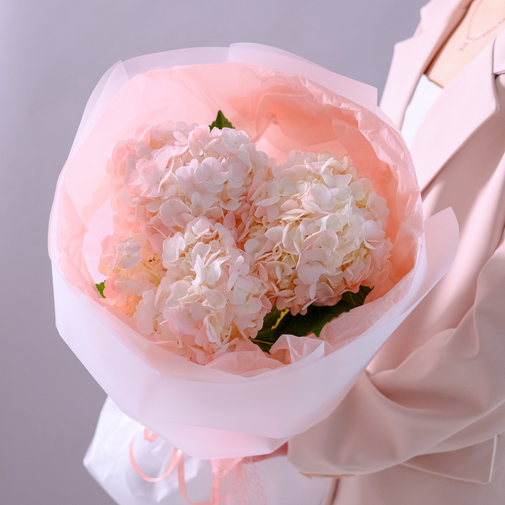 Букет розовых гортензий #198