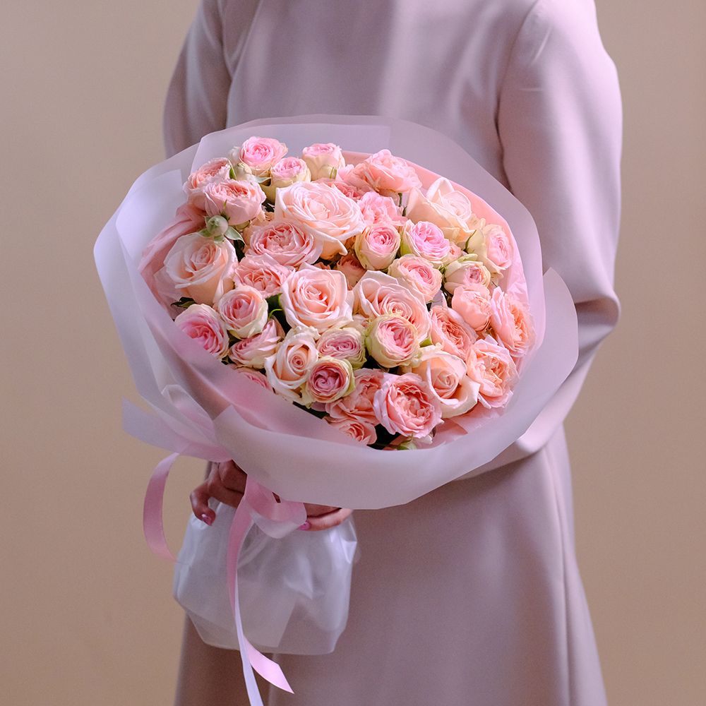 Букет кремовых роз "Наполняя нежностью"