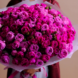 Яркий букет пионовидных роз «‎Ожерелье» #12