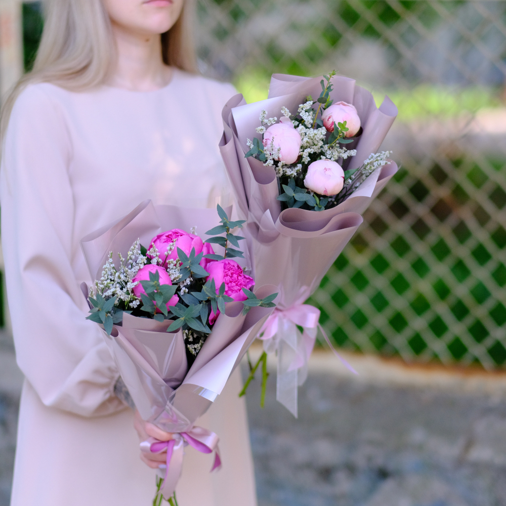 Букет-комплимент из пионов #520