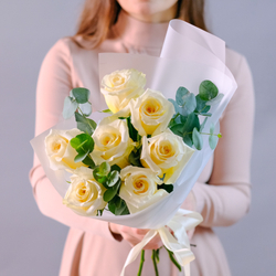 Букет садовых роз При свете свечей #226