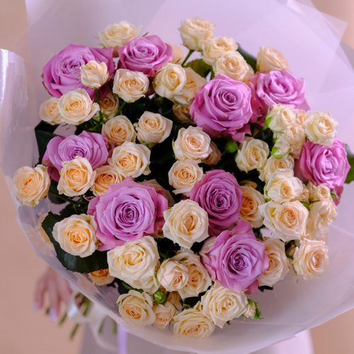 Купить Нежный букет из лавандовых роз Maritim #139