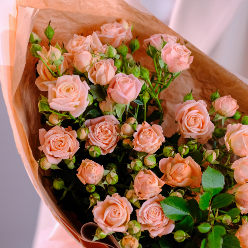 Купить Нежный букет пионовидных роз #206 (готовый букет)