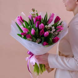 Букет тюльпанов "Малинка"