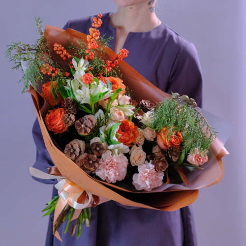 Купить Нежный зимний букет с хвойными #326