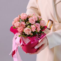 Нежная композиция с кустовой розой #194