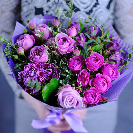 Букет #484 «‎Космос» с лавандовыми розами