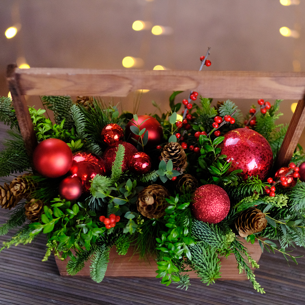 Композиция новогодняя #352 с еловыми ветками