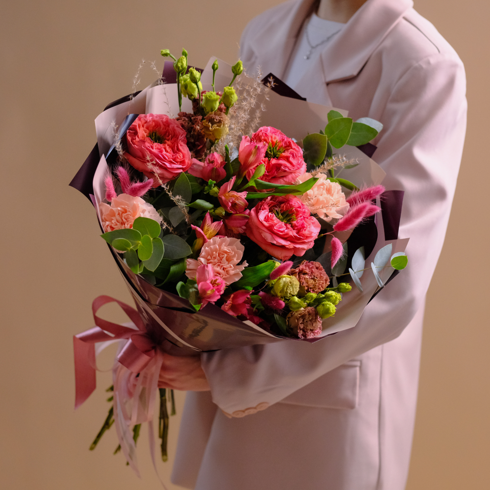 Яркий букет с пионовидными розами Мандарин Экспрешн #193