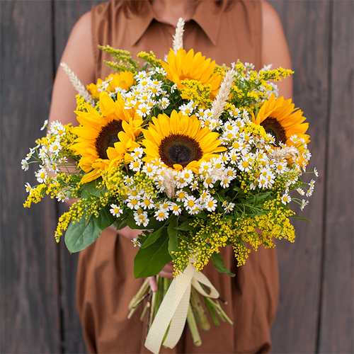 Купить Букет с подсолнухами "Чудо - это ты!"