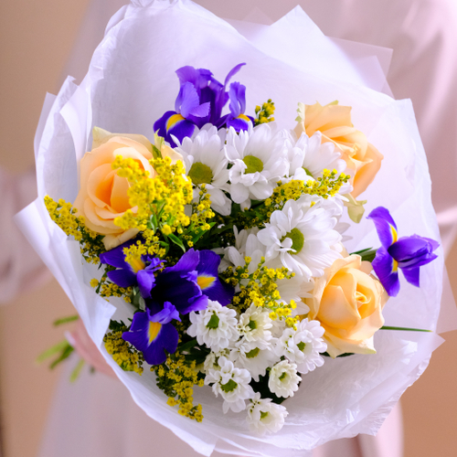 Купить Букет-комплимент с персиковыми розами #57 