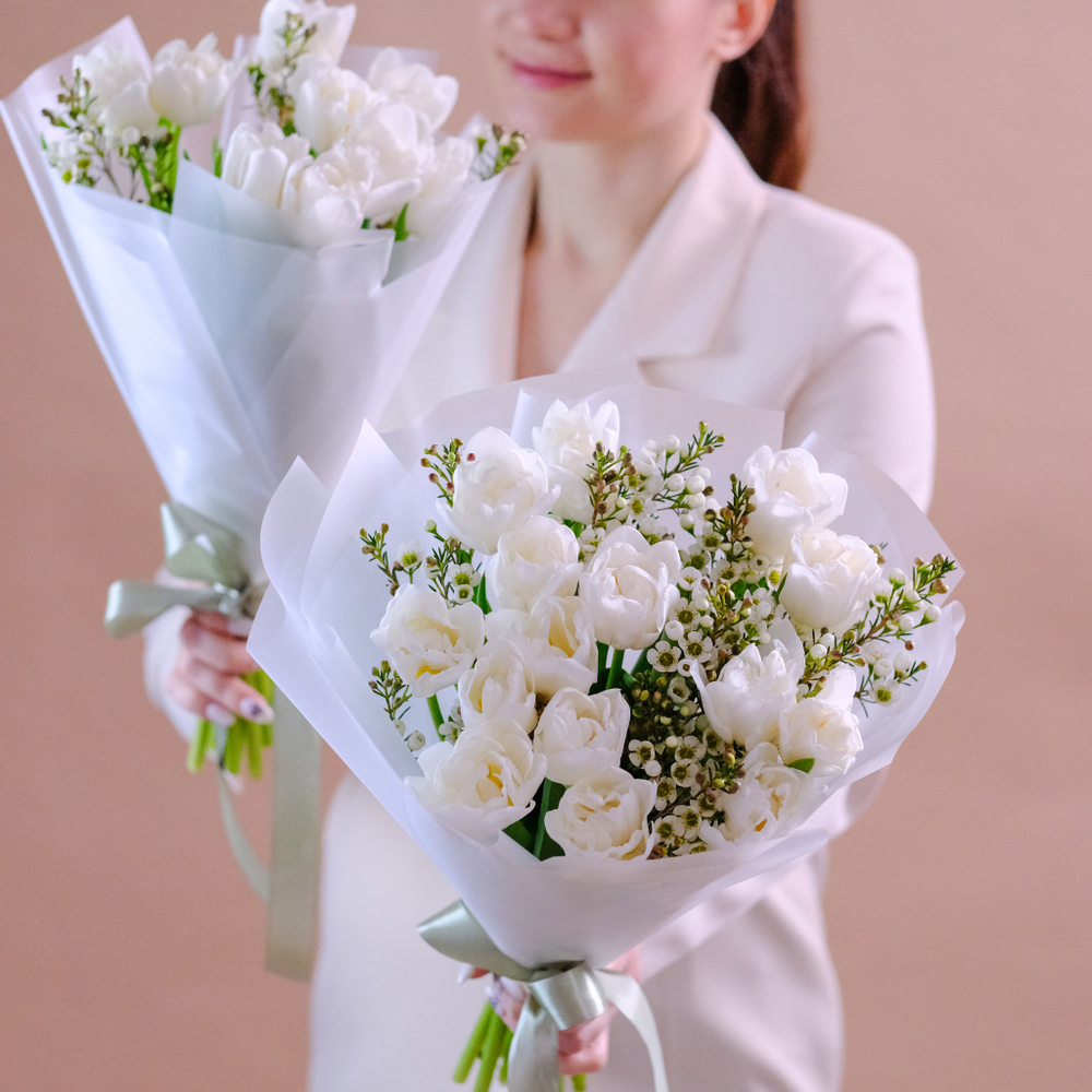 Букет с белыми тюльпанами «‎Нежность»