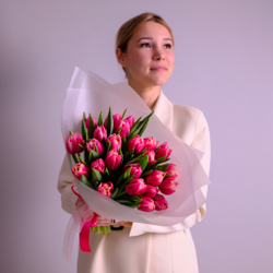 Букет 25 пионовидных тюльпанов Columbus #810