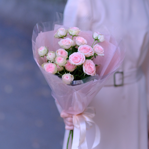 Купить Букет кустовых пионовидных роз Grandmas Finest Katy