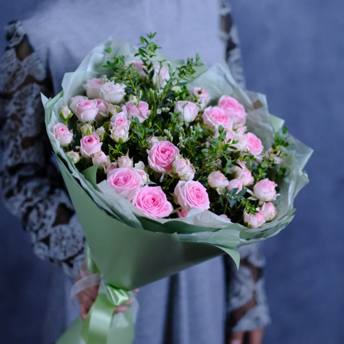 Купить Букет пионовидных роз Кейт Лин #489