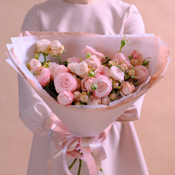 Нежный букет пионовидных роз «Дымка» #131