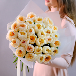 Букет садовых роз Вики Айвори #222