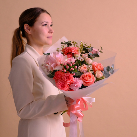Нежный букет с французскими розами #744