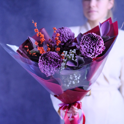 Букет с хризантемой Bigoudi Purple #669 (готовый букет)