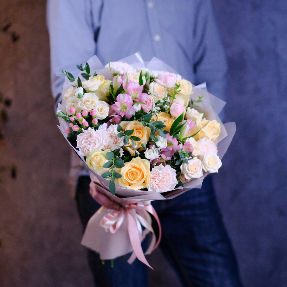 Букет #375 с персиковыми розами