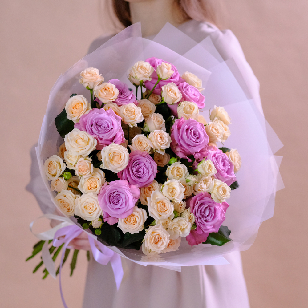 Нежный букет из лавандовых роз Maritim #139