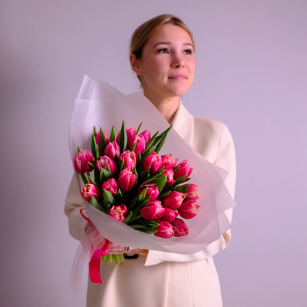 Букет 25 пионовидных тюльпанов Columbus #810