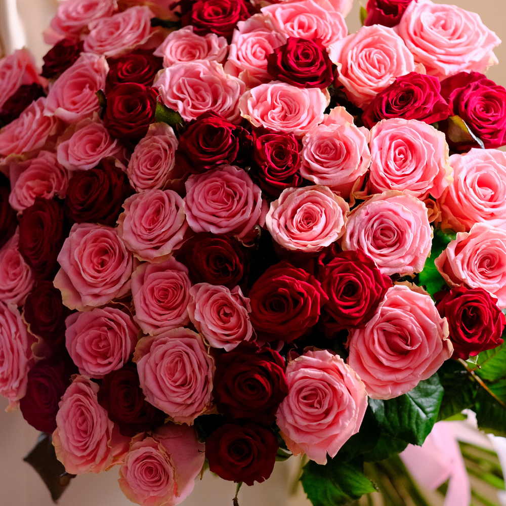 Нежный микс из роз "Софи Лав"