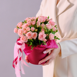 Нежная композиция из кустовых роз #190