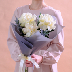 Нежный букет белых французских роз #124