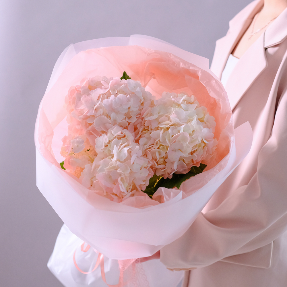 Букет розовых гортензий #198