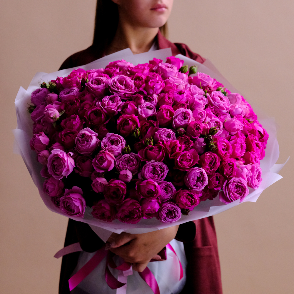 Яркий букет пионовидных роз «‎Ожерелье» #12