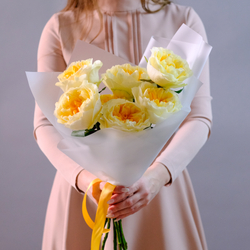 Букет садовых роз Антония Лемон #229