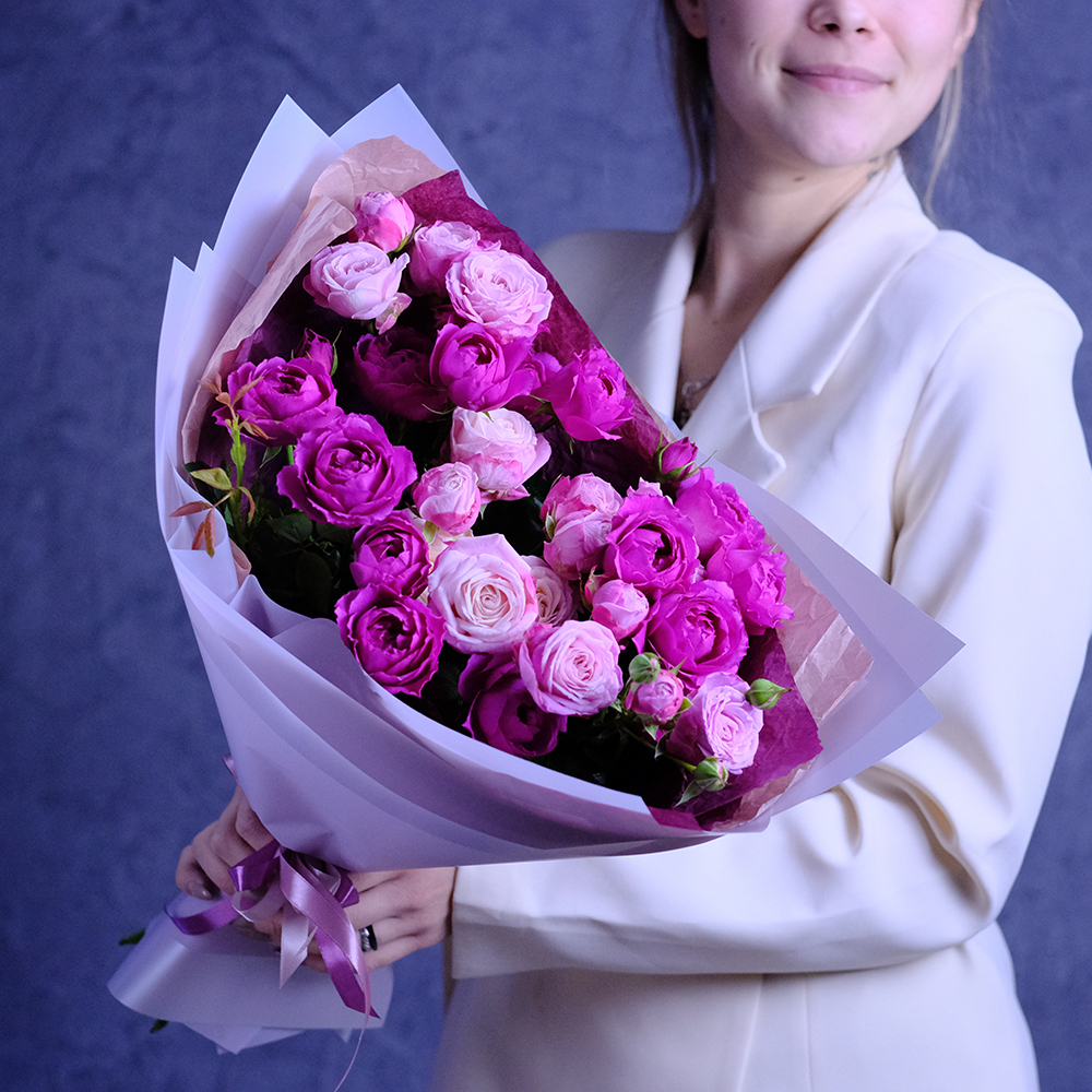 Букет пионовидных роз Дуо #676