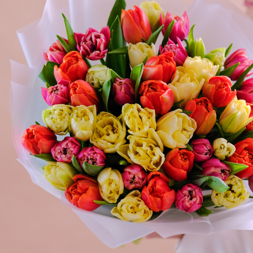 Букет пионовидных тюльпанов "Сливочный микс"