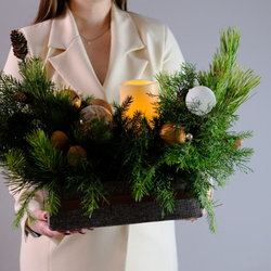 Зимняя композиция со свечой #8