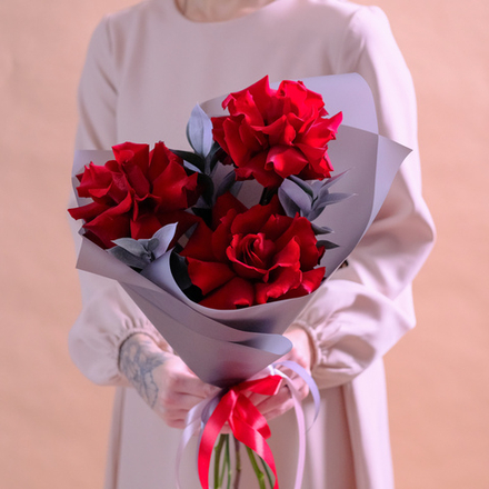 Яркий букет французских роз #125